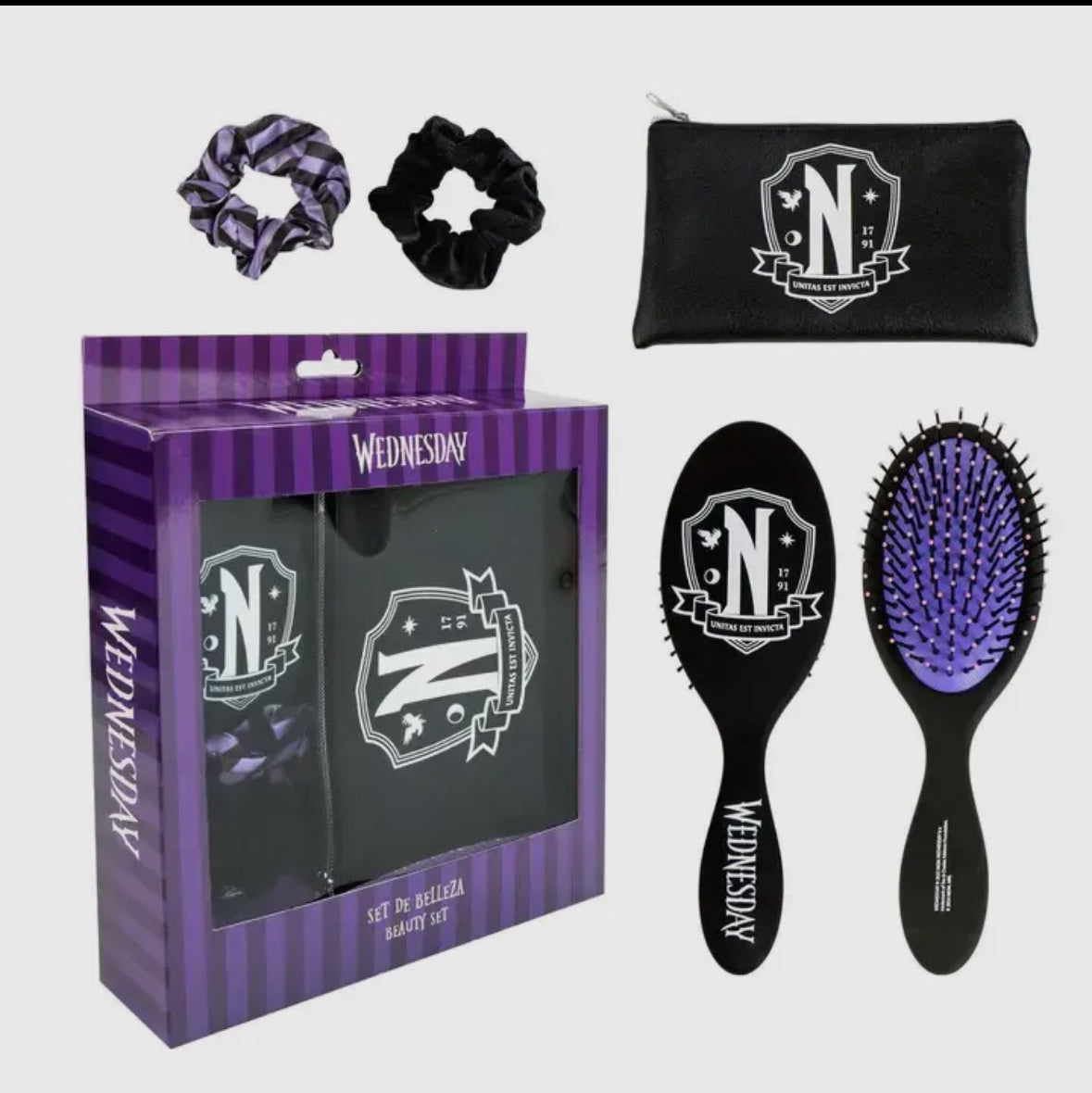 Coffret Beauté Wednesday Addams 🖤 | Trousse, Brosse & Chouchous